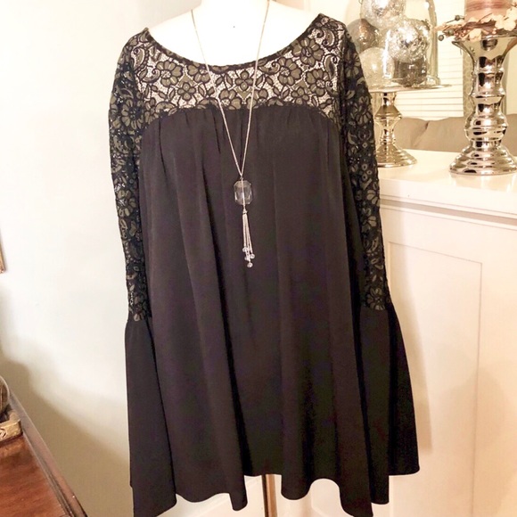 Lane Bryant Tops - Lane Bryant Black & Olive Green Bell Sleeve Blouse
